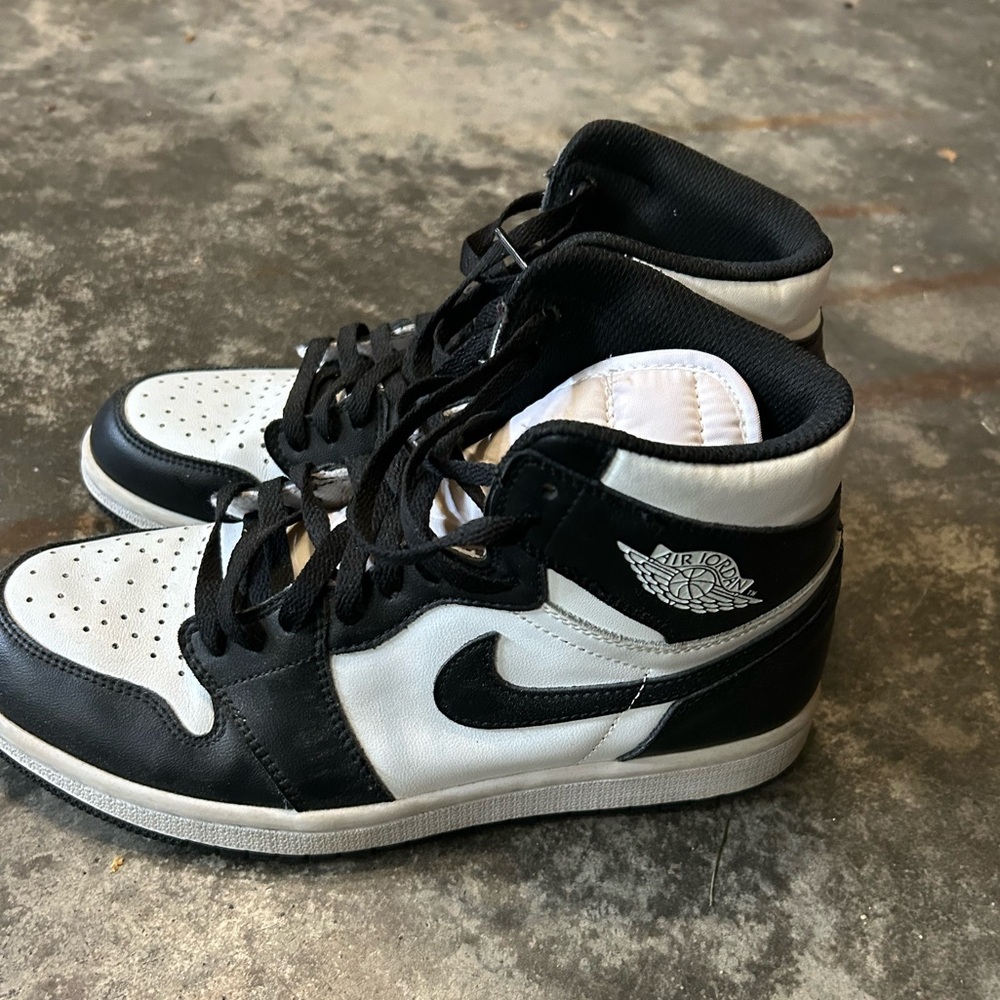 Air Jordan 1 Mid